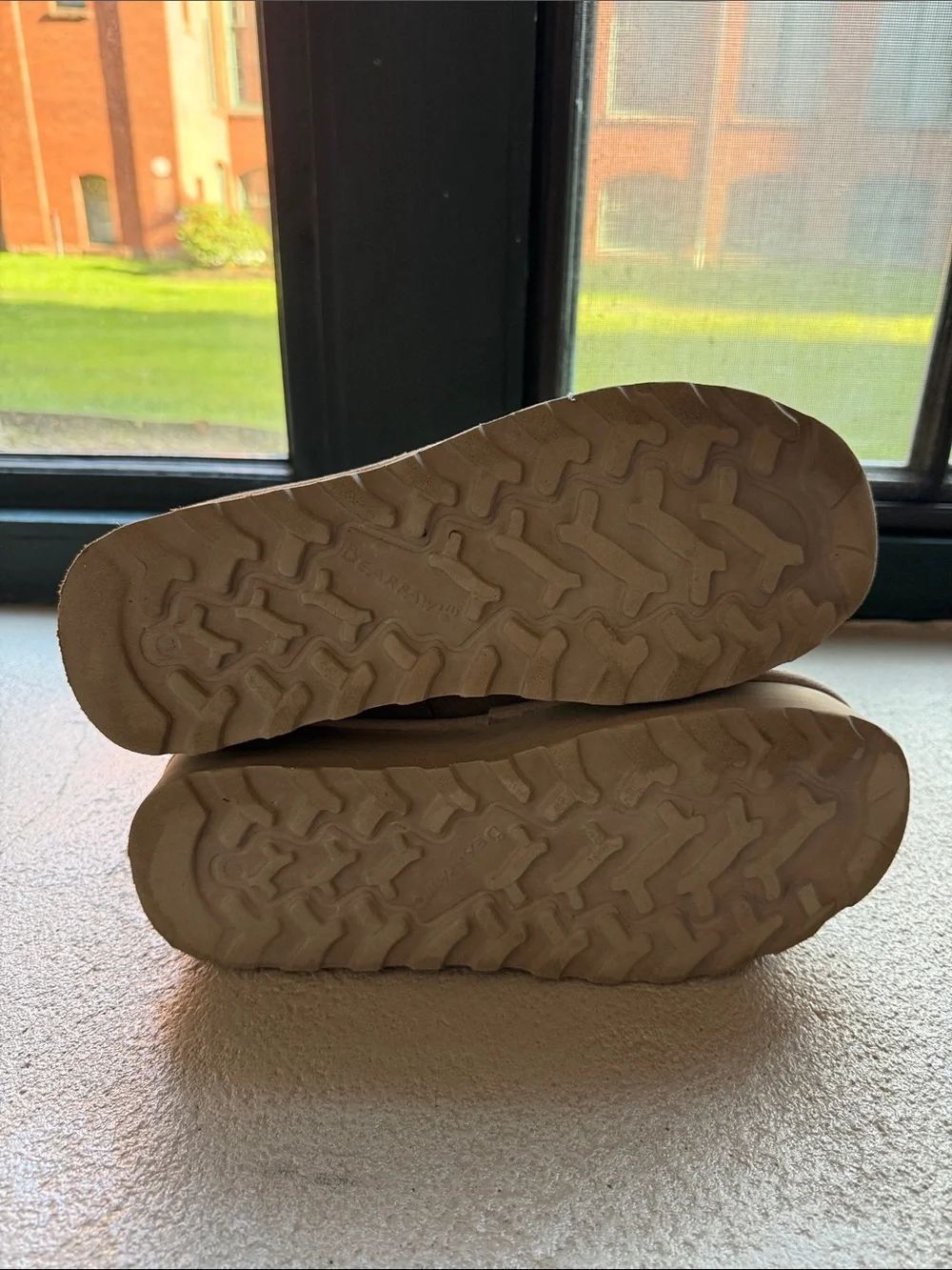 Women’s bearpaw retro shortie mushroom 11